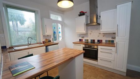 2 bedroom terraced house to rent - Photo 5