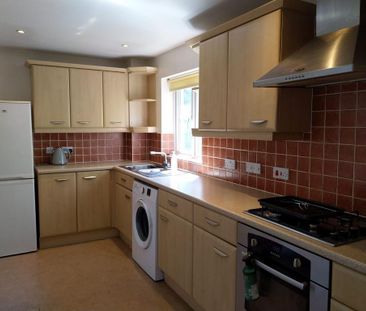 2 bedroom apartment to rent - Photo 4