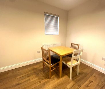 1 Bed Semi-Detached House, Endymion Road, N4 - Photo 3