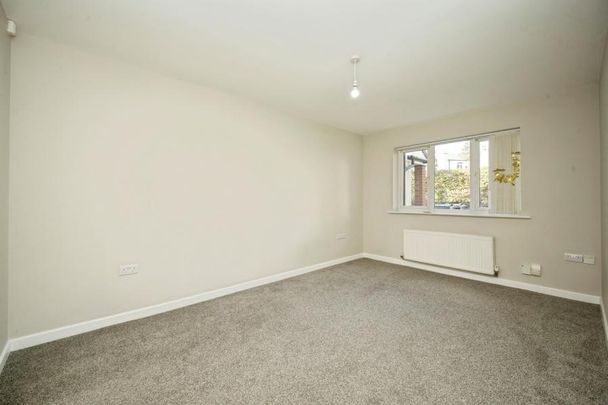 2 bedroom apartment to rent Grayshott Close, Birmingham, West Midlands, B23 - Photo 1