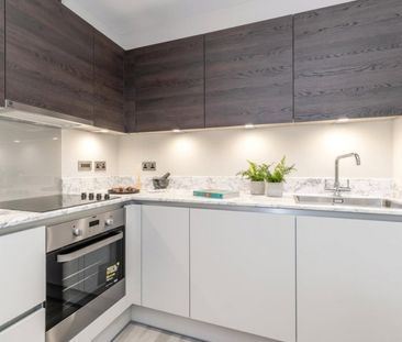 49 High Street, Southall, Middlesex,UB1 - Photo 5