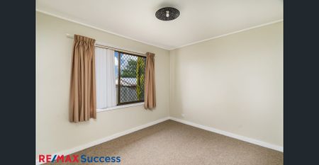 Low-Maintenance Unit with Private Courtyard in Kearneys Spring - Photo 4