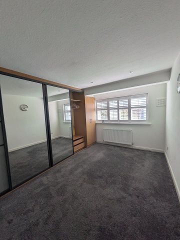 3 Bed End Terrace, Michael Road, SE25 - Photo 5