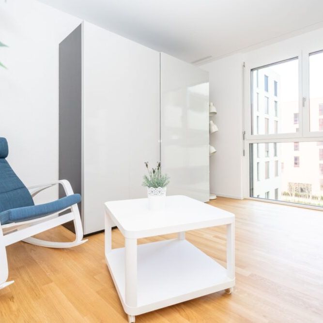 Modernes Wohnen in einem gemischten Stadt- und Naturgebiet - Photo 1