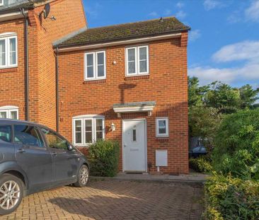 3 bedroom end of terrace house to rent - Photo 3