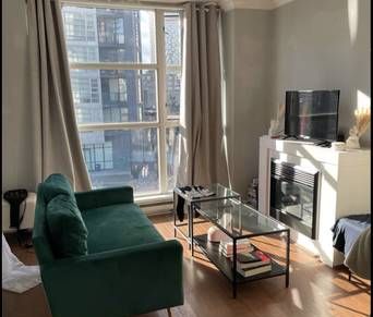 Short term Furnished downtown pet-friendly studio with amenity - Photo 4