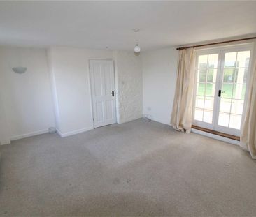 Main Road, Christian Malford, Chippenham, SN15 - Photo 3