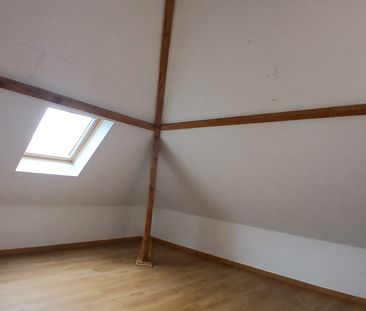 Location Appartement 5 pièces 77m² PECQUENCOURT 59146 - Photo 6