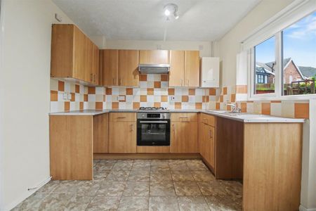 2 Bedroom House to let - Photo 5