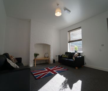 13 Ridding Terrace, NG3 1DW, NOTTINGHAM - Photo 1