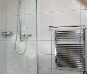 3.5 Zimmer-Dachgeschosswohnung - Photo 2