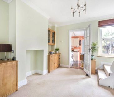 2 bedroom semi-detached house to rent - Photo 2