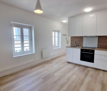 Location Appartement 2 pièces 56m² - Photo 3