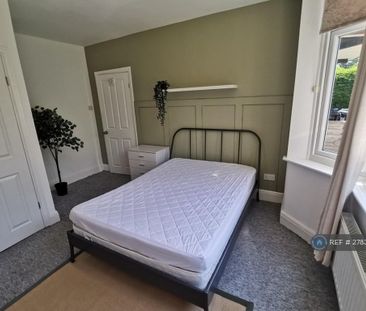 1 bedroom in a house share to rent - Photo 5