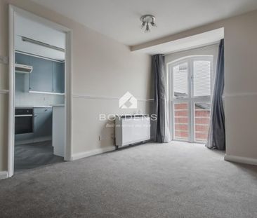 Silks Way, Braintree - Photo 4