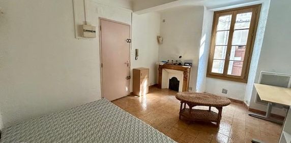 Location Appartement 1 pièce 27m² AIX EN PROVENCE 13100 - Photo 2