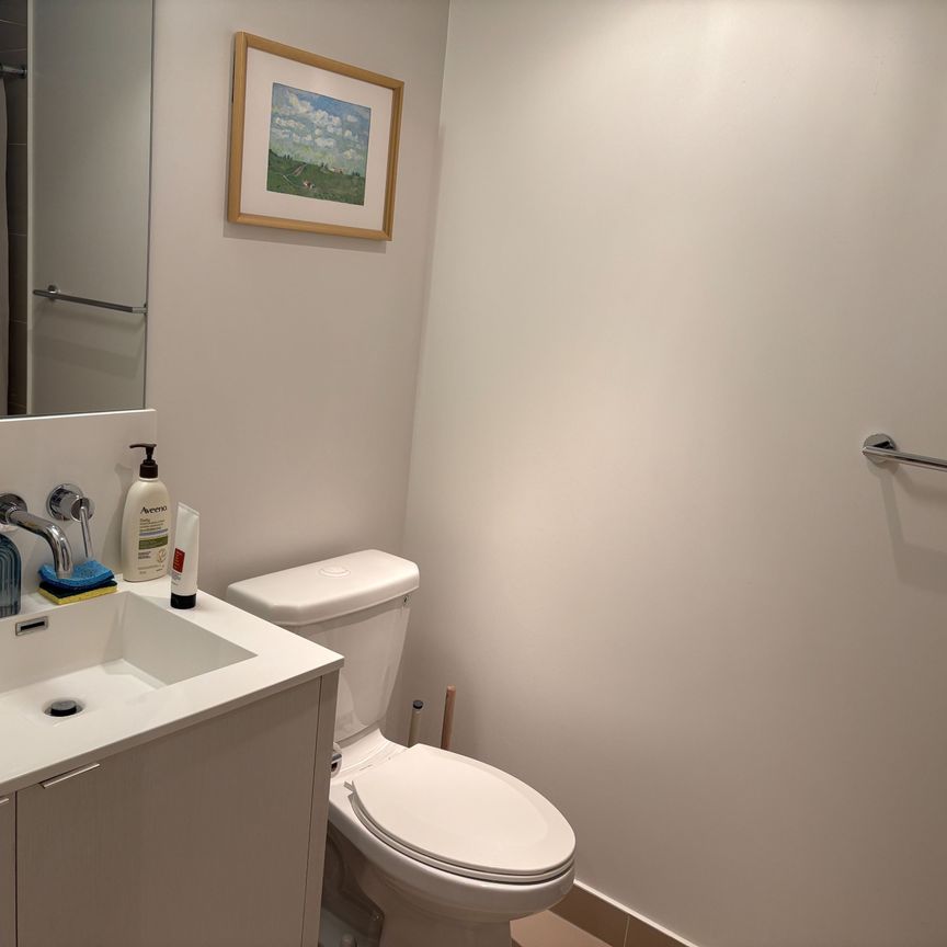 For Lease - 100 Harbour Street Unit# 2305, Toronto, Ontario - Photo 1