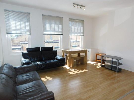 2 bedroom flat to rent - Photo 1