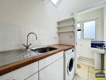 Ramsden Square, CB4 2BN - Photo 4