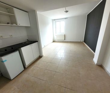 Location Appartement 1 pièce 25m² CALAIS 62100 - Photo 1