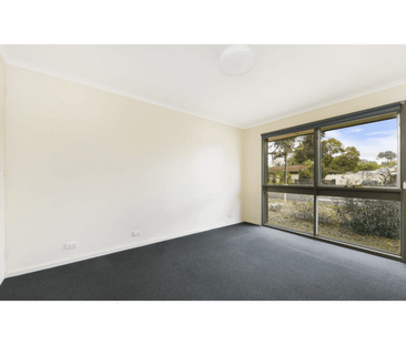 Spacious 3-Bedroom Family Home on a Corner Allotment I Brahma Lodge - Photo 3