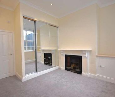 Ground Floor Flat Front, Victoria Road, Penarth, CF64 - Photo 4