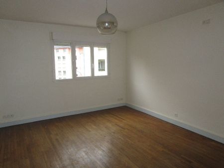 Location Appartement 1 pièce 31m² RENNES 35000 - Photo 2