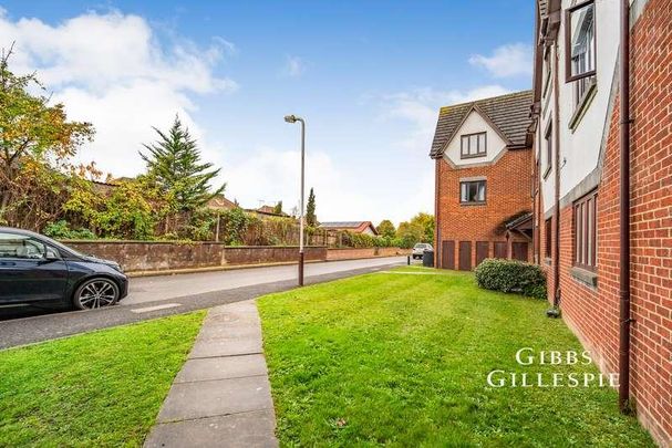 Allington Close, Greenford, UB6 - Photo 1