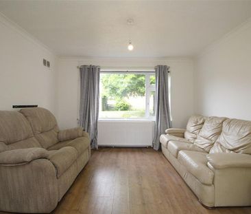 3 bedroom end of terrace house to rent - Photo 6