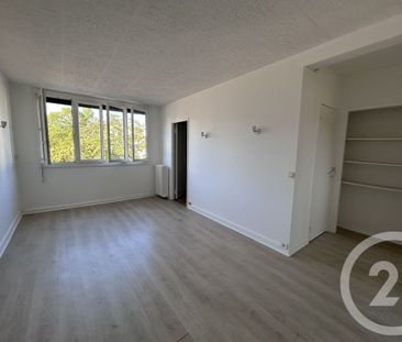 Location Appartement 3 pièces 49m² AVON 77210 - Photo 1