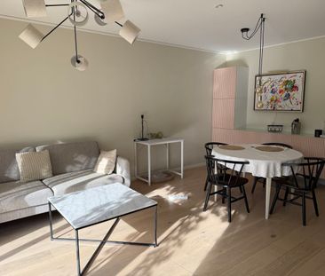 Ljus 2 rok med dubbla uteplatser i Porslinskvarteren, Gustavsberg –... - Foto 3