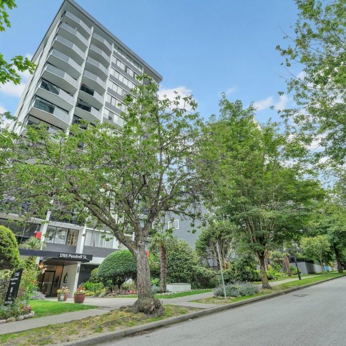 Sundowner Apartments - Photo 1