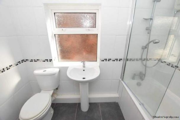 3 bedroom property to rent in Wirral - Photo 1