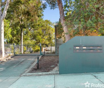2/81 Leonard Street, Victoria Park WA 6100 - Photo 1