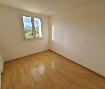 Appartement 3 pièces 53m2 MARSEILLE 9EME 952 euros - Photo 6