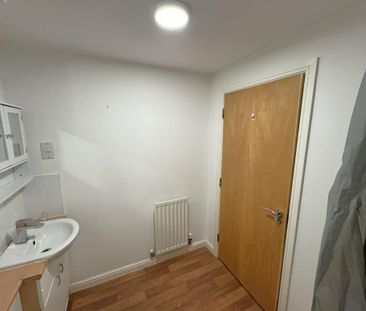 1 bedroom flat to rent - Photo 6