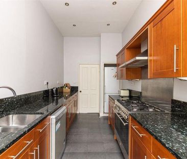 4 bedroom duplex to rent - Photo 1