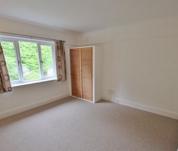 3 bedroom detached house to rent - Photo 3
