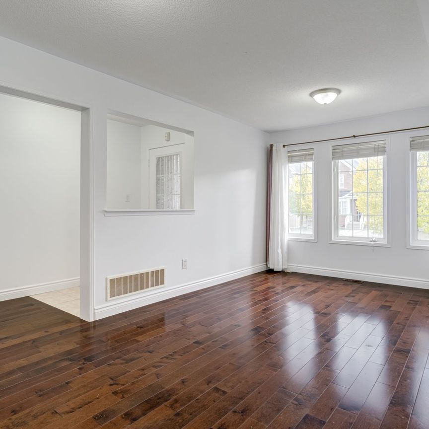 For Lease - 125 Faris Street, Bradford West Gwillimbury, Ontario - Photo 1