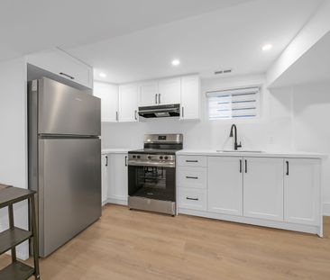 For Lease - 696 Hillview Crescent, Pickering, Ontario - Photo 2