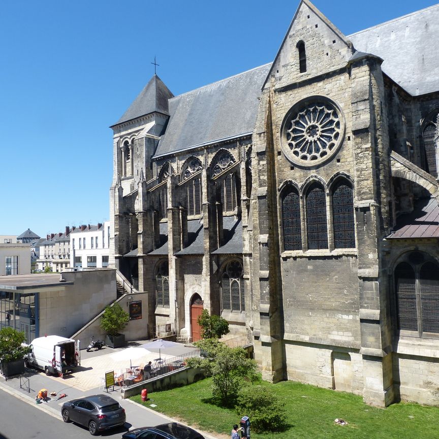 À LOUER – STUDIO Tours – Réf. GI-JB-G0514 - Photo 1