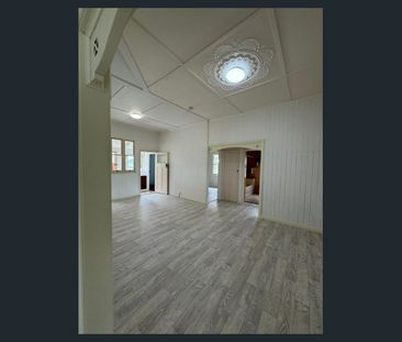 Charming 2-Bedroom Unit in Drayton! - Photo 2