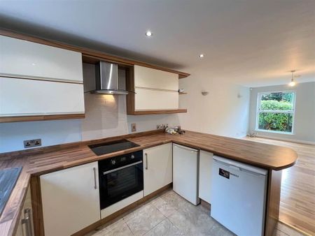 34 Ashleigh Manor, Windsor Avenue, Belfast, BT9 6JY - Photo 5