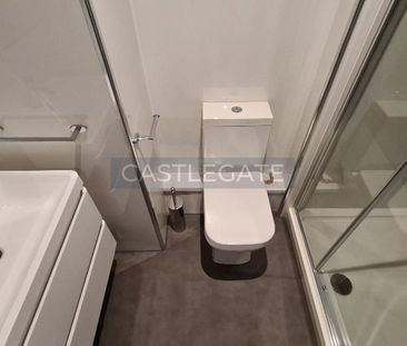 Studio to rent - Photo 6