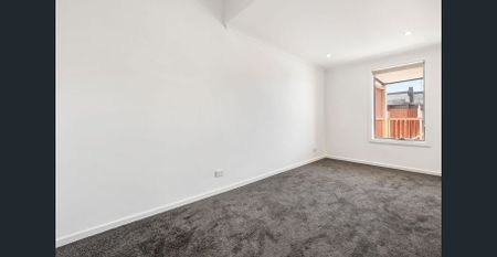 Enjoy Low-Maintenance Living - Photo 4