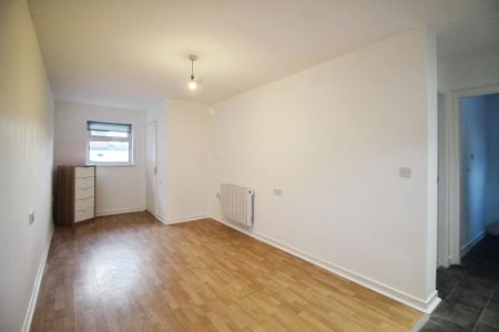 1 bedroom detached bungalow to rent - Photo 2