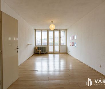 Retró lakás, előkelő helyen, Budai várra panorámával - Photo 2