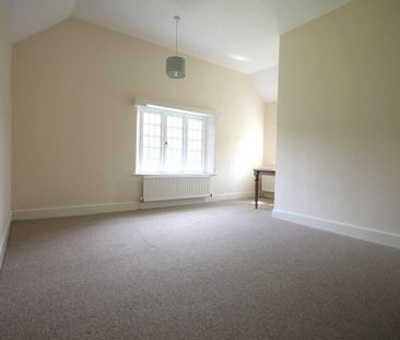 2 bedroom cottage to rent - Photo 1