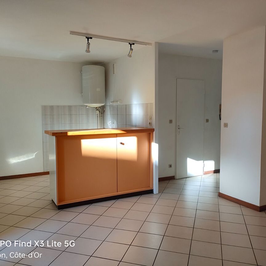 Location Appartement 1 pièce 31m² - Photo 1
