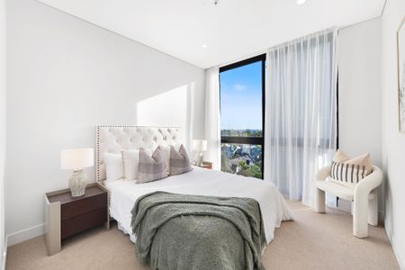 Modern Apartment in the Heart of Bondi Junction - Photo 5